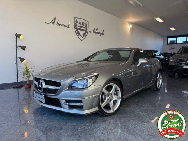 Mercedes-Benz SLK 200 AMG Premium Edition Full Tagliandi Ufficiali usato a GIUGLIANO IN CAMPANIA