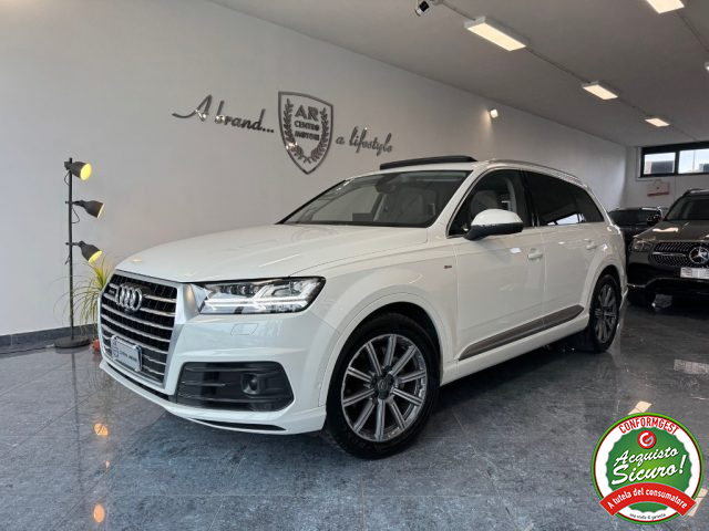 Audi Q7 3.0 TDI 272 CV quattro S-line Tetto Matrix Schermi - foto 2 di 40