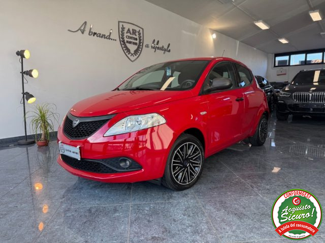 Lancia Ypsilon 1.2 69 CV 5 porte GPL Ecochic Elefantino Blu usato a GIUGLIANO IN CAMPANIA