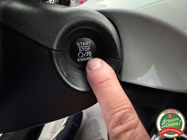 Fiat 500X 1.3 MultiJet 95 CV Lounge Navi Pelle Full, del 2018, 129.500 km, in vendita a Giugliano In Campania (NA)