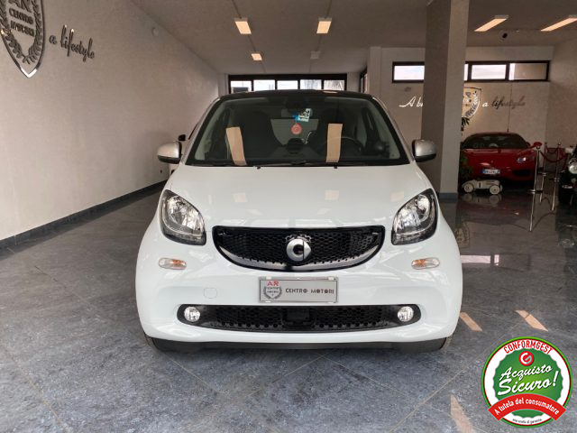 smart forTwo 70 1.0 twinamic Automatica Passion - foto 3 di 28