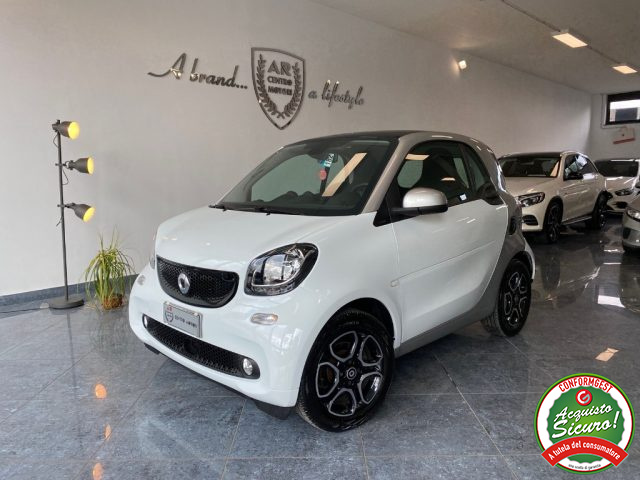 smart forTwo 70 1.0 twinamic Automatica Passion usato a GIUGLIANO IN CAMPANIA