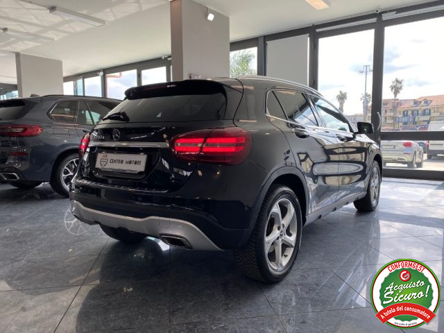 Mercedes-Benz GLA 200 d Automatic 4Matic Sport Plus Da Vetrina - foto 4 di 4
