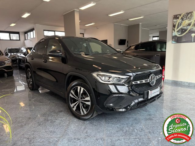 Mercedes-Benz GLA 200 d Automatic Sport Plus Night Pack Led Full Opt - foto 3 di 4