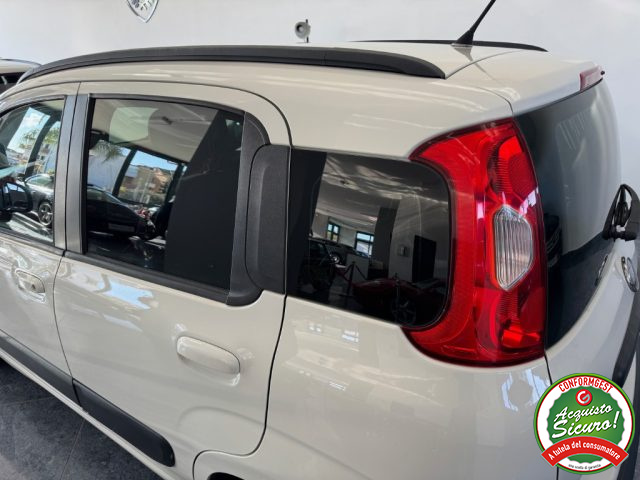 Fiat Panda 1.3 MJT 75 CV Lounge Cerchi Bluetooth, del 2013, 179.800 km, in vendita a Giugliano In Campania (NA)