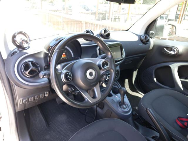 smart forTwo 70 1.0 twinamic cabrio Passion OK NEOPATENTATI usato a ROMA