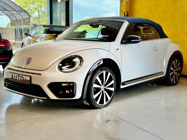 Volkswagen Maggiolino Cabrio 1.4 TSI DSG R-Line BlueMotion Technology - foto 2 di 4