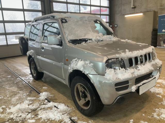 Suzuki Jimny 1.3i 16V cat 4WD JLX - foto 3 di 4