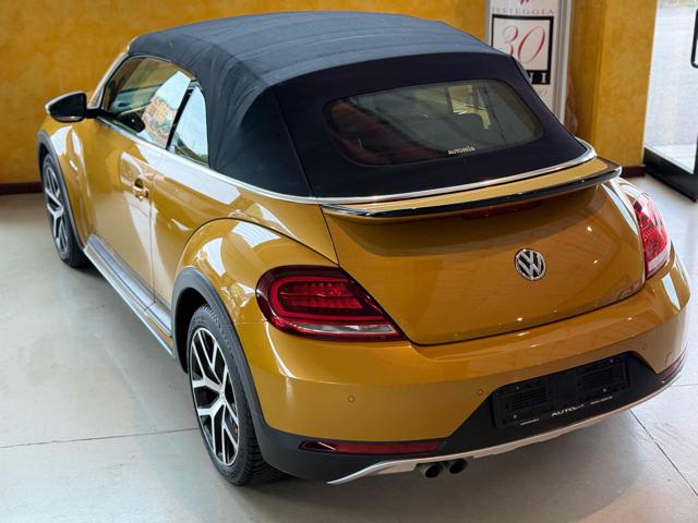 Volkswagen Maggiolino Cabrio 1.4 TSI Dune BlueMotion Technology - foto 4 di 4