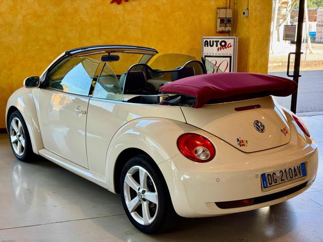 Volkswagen New Beetle 1.6 Cabrio - foto 4 di 4