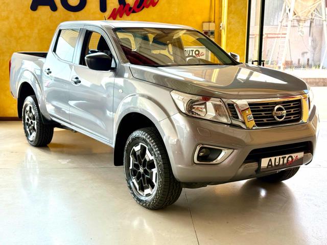 Nissan Navara 2.3 dCi 4WD Double Cab Acenta - foto 2 di 4