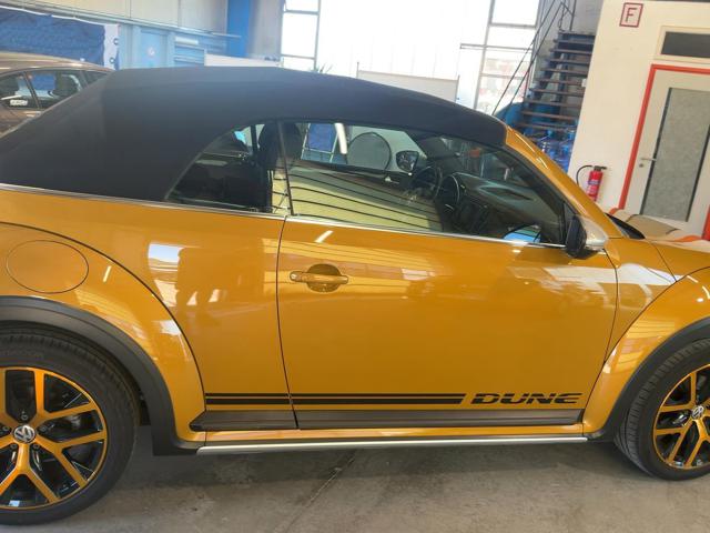 Volkswagen Maggiolino Cabrio 1.4 TSI Dune BlueMotion Technology - foto 3 di 4