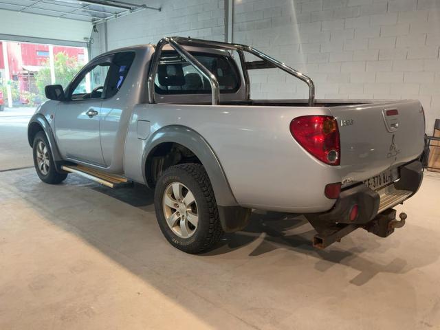 Mitsubishi L200 2.5 DI-D/136CV Club Cab Intense - foto 2 di 4