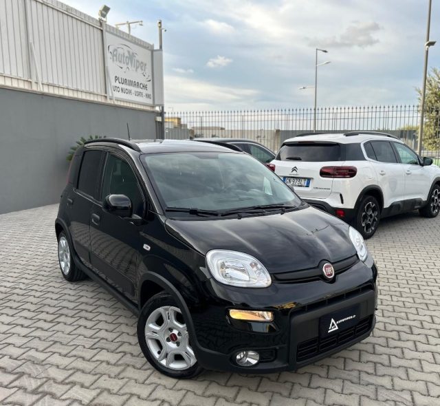Fiat Panda 1.0 FireFly S&S Hybrid City Cross - foto 3 di 4