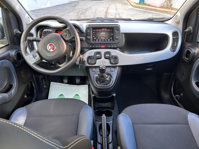Fiat Panda 1.0 FireFly S&S Hybrid City Cross usato a AFRAGOLA