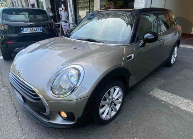 MINI Clubman 1.5 One D Business Automatica navy ok neopatentati usato a MILANO