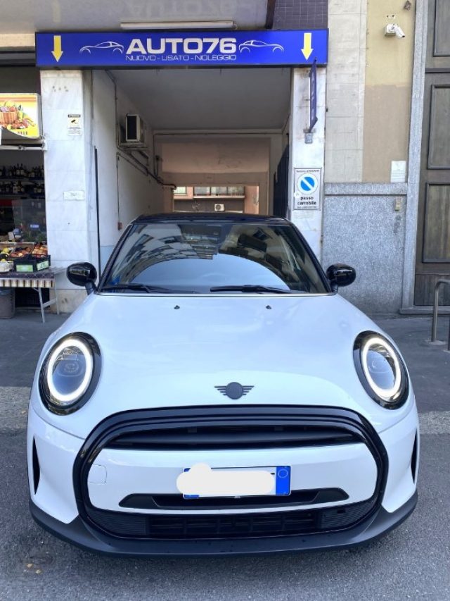 MINI Cooper 1.5 Cooper Camden 5 porte AUTOMATICA usato a MILANO