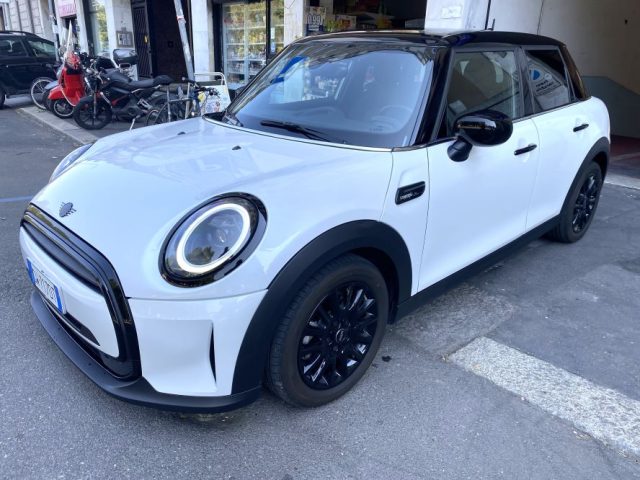 MINI Cooper 1.5 Cooper Camden 5 porte AUTOMATICA - foto 2 di 4