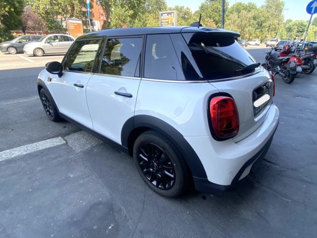 MINI Cooper 1.5 Cooper Camden 5 porte AUTOMATICA - foto 4 di 4