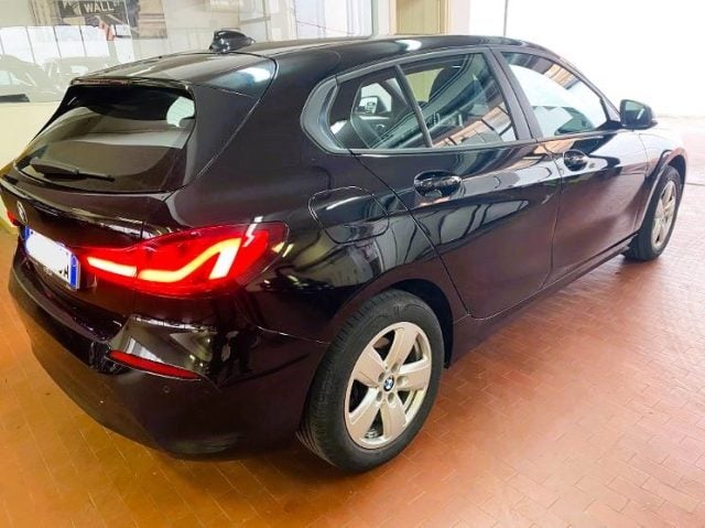 BMW 116 i 5p. Advantage AUTOM. NAVY OK NEOPATENTATI - foto 4 di 4