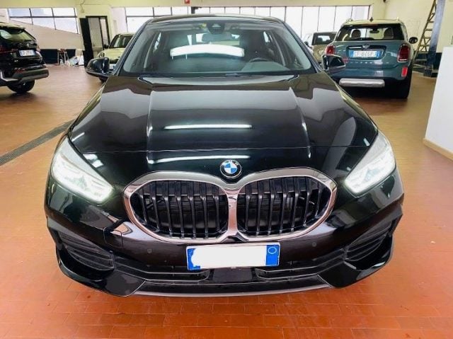 BMW 116 i 5p. Advantage AUTOM. NAVY OK NEOPATENTATI - foto 2 di 4