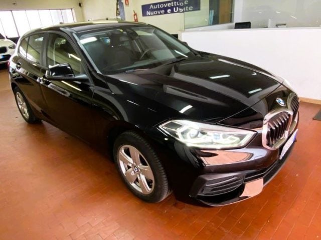 BMW 116 i 5p. Advantage AUTOM. NAVY OK NEOPATENTATI - foto 3 di 4
