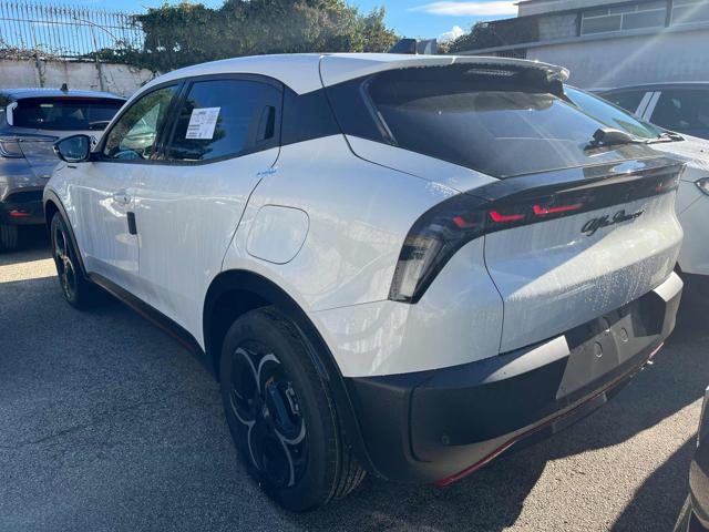 Alfa Romeo Junior SPECIALE +Tetto 1.2 Hybrid 145 CV eDCT6 - foto 3 di 4