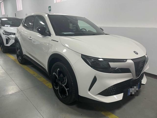 Alfa Romeo Junior SPECIALE 1.2 Hybrid 145 CV eDCT6 SPECIALE km 0 a NAPOLI