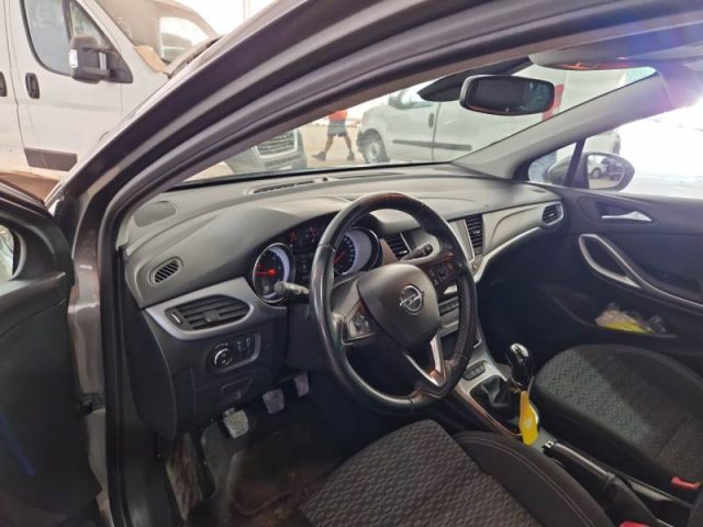 Opel Astra 1.6 CDTi 110CV Start&Stop Sports Tourer Business - foto 3 di 3