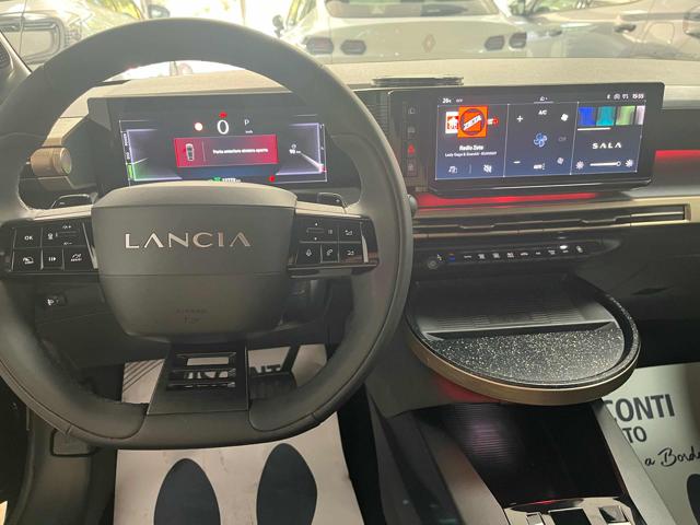 Lancia Ypsilon LX Hybrid e-DCT 100CV - foto 3 di 4