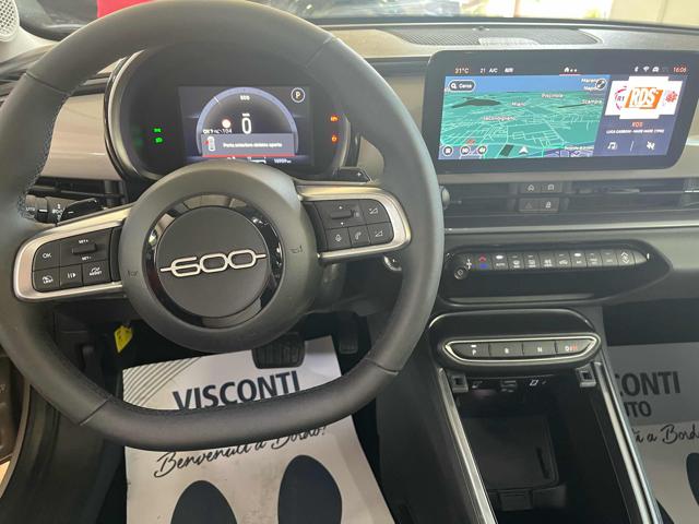 Fiat 600 Hybrid 145 CV DCT MHEV i - foto 3 di 4