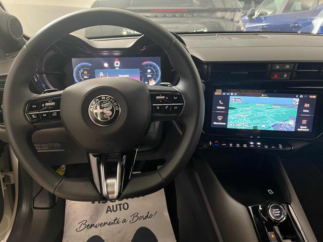 Alfa Romeo Junior SPECIALE 1.2 Hybrid 145 CV eDCT6 SPECIALE - foto 4 di 4