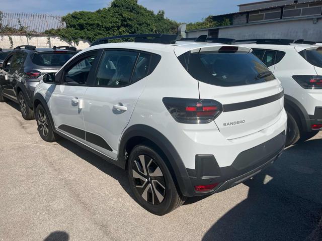Dacia Sandero Stepway Eco-G 120 CV Expression - foto 2 di 4