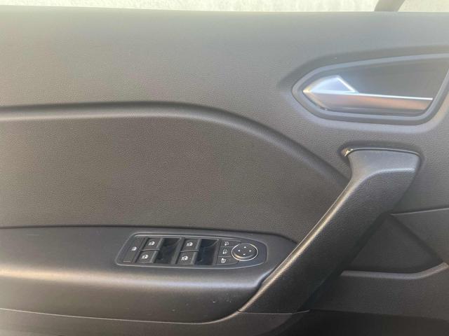 Renault Captur Blue dCi 95 CV Zen - foto 4 di 4