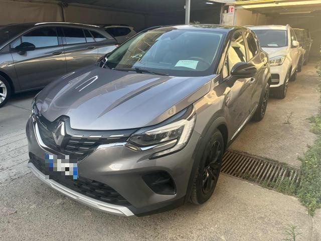 Renault Captur Blue dCi 95 CV Zen - foto 2 di 4