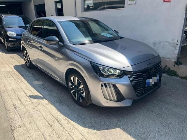Peugeot 208 ALLURE PureTech 100 Stop&Start 5 porte usato a NAPOLI