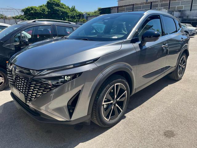 Nissan Qashqai MHEV 158 CV Xtronic Tekna+ km 0 a NAPOLI