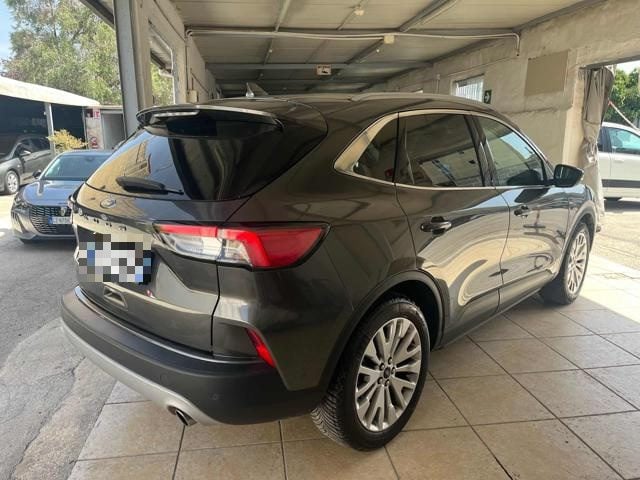 Ford Kuga TITANIUM AUTO 1.5 EcoBlue 120 CV 2WD - foto 3 di 4