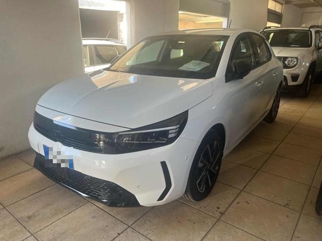 Opel Corsa 1.2 100 CV GS, del 2025, 17.000 km, in vendita a Napoli (NA)