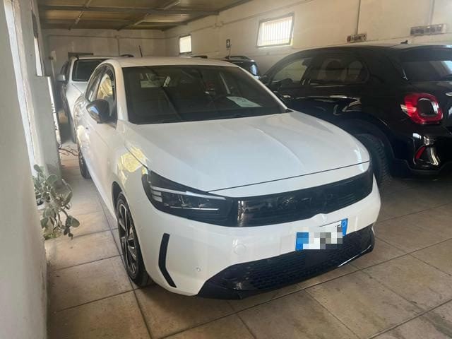Opel Corsa 1.2 100 CV GS - foto 2 di 4