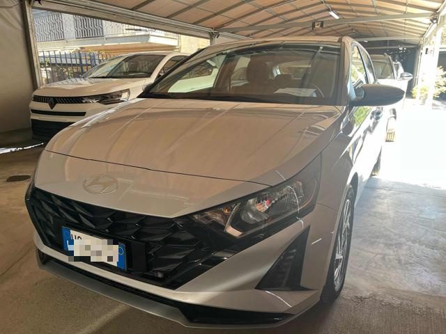 Hyundai i20 1.0 T-GDI DCT 90CV - foto 2 di 4