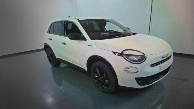 Fiat 600 SPORT 1.2 hybrid 145cv auto - foto 1 di 4