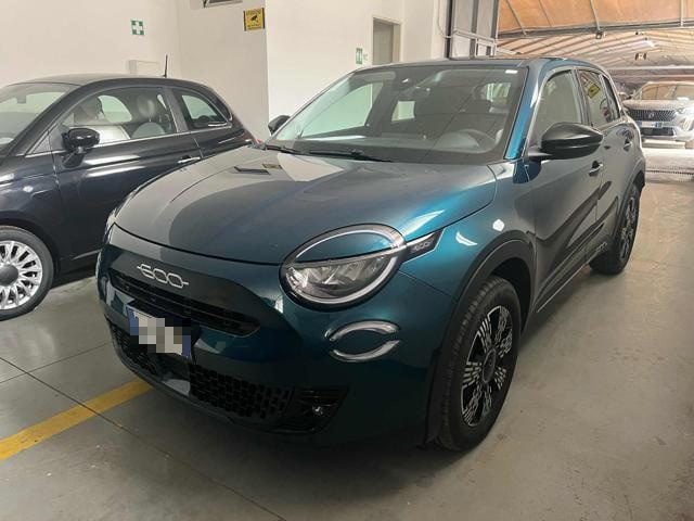 Fiat 600 1.2 Hybrid 145 CV DCT MHEV - foto 2 di 4