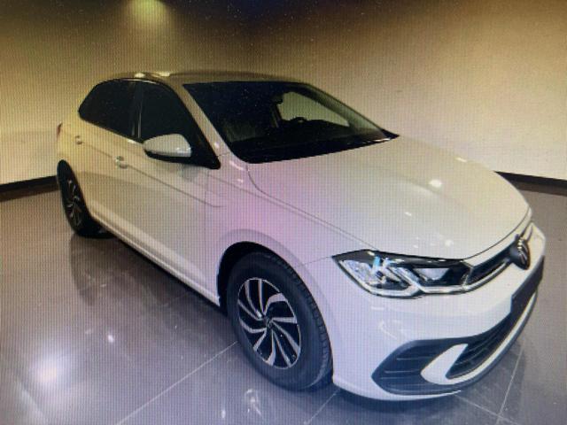 Volkswagen Polo 1.0 EVO Young 80cv, del 2026, 1 km, in vendita a Napoli (NA)