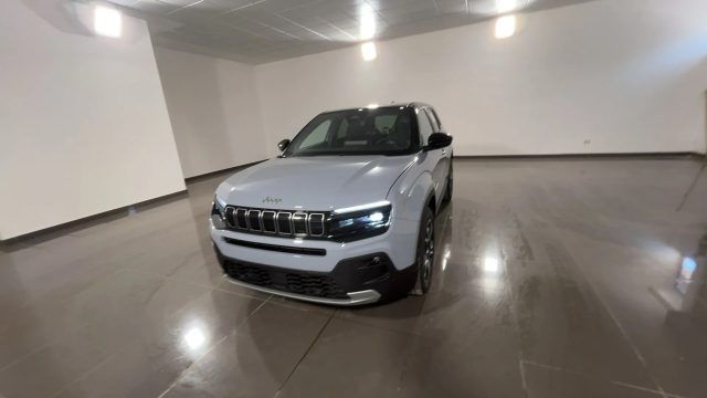 Jeep Avenger SUMMIT 1.2 e-HYBRID Mhev 110CV, del 2026, in vendita a Napoli (NA)