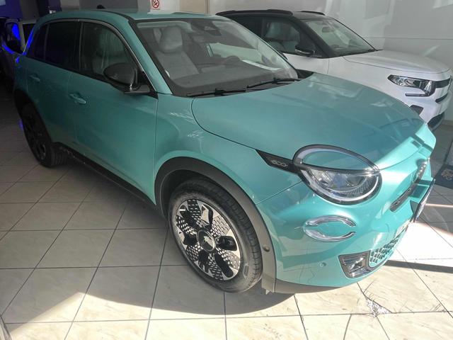 Fiat 600 La Prima Hybrid 110 CV DCT MHEV - foto 3 di 4