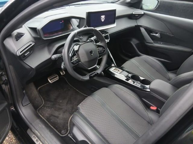 Peugeot 208 Hybrid 145 e-DCS6 GT - foto 3 di 3
