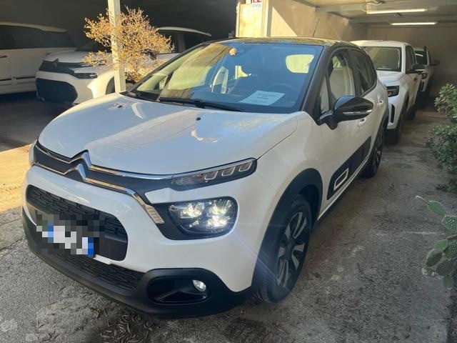 Citroen C3 SHINE 1.2 PureTech 83cv S&S, del 2022, 84.000 km, in vendita a Napoli (NA)
