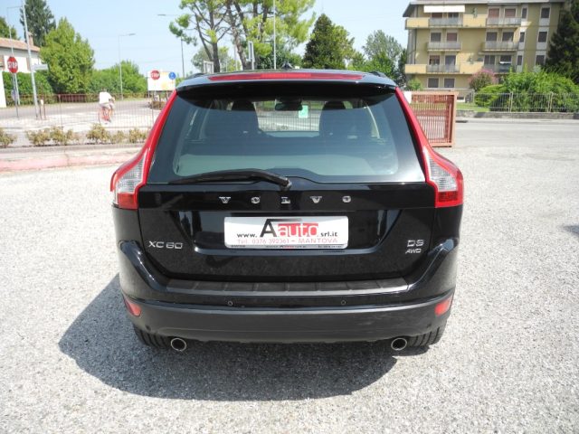 Volvo XC60 D3 AWD Geartronic Summum autom.-UNICO PROPRIETARIO - foto 4 di 4