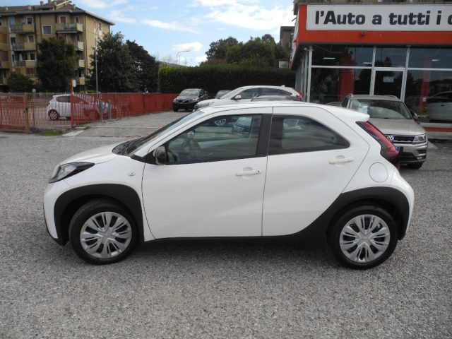 Toyota Aygo X 1.0 VVT-i 72cv 5p. - Ok NEOPATENTATI - "46000 Km" - foto 2 di 4